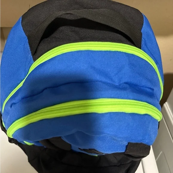 Adidas Backpack - Picture 4 of 13